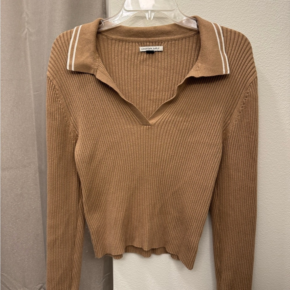American Eagle Outfitters Tan Ribbed Sweater. XL